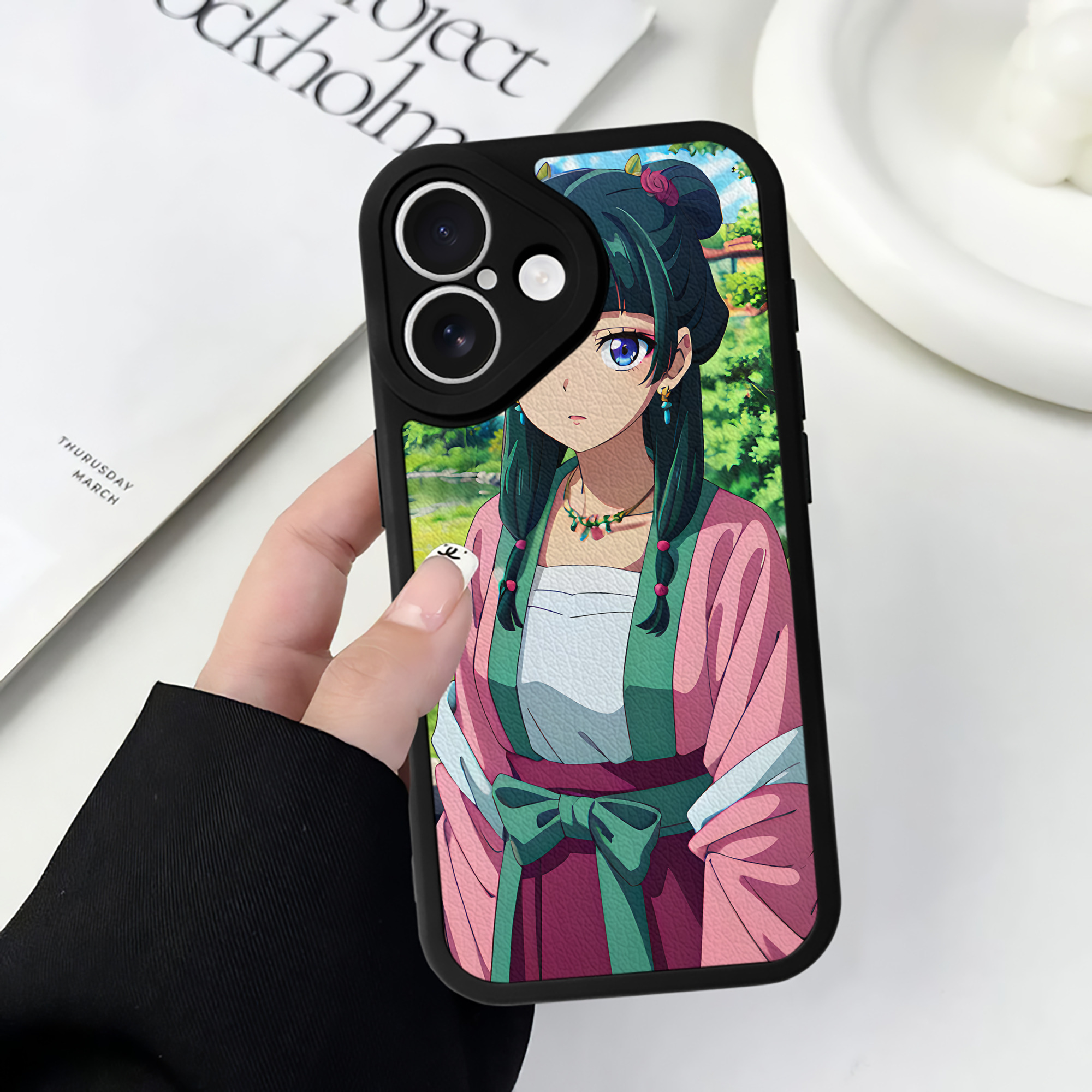 （画像用） 薬屋のひとりごと The Apothecary Diaries 【iPhone 16シリーズ対応】シリコンスマホケース（レザー調） 材質：シリコン